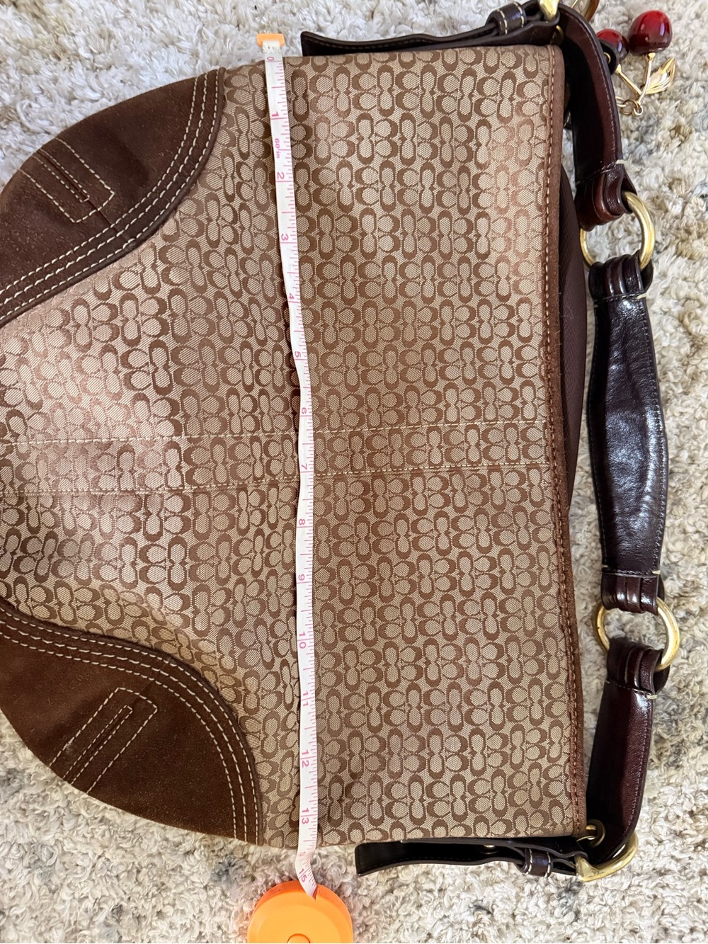 Coach Tan/Brown Signature Canvas Shoulder Bag - Picture 11 of 12